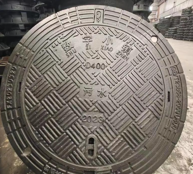 威海球墨铸铁防沉降井盖展示